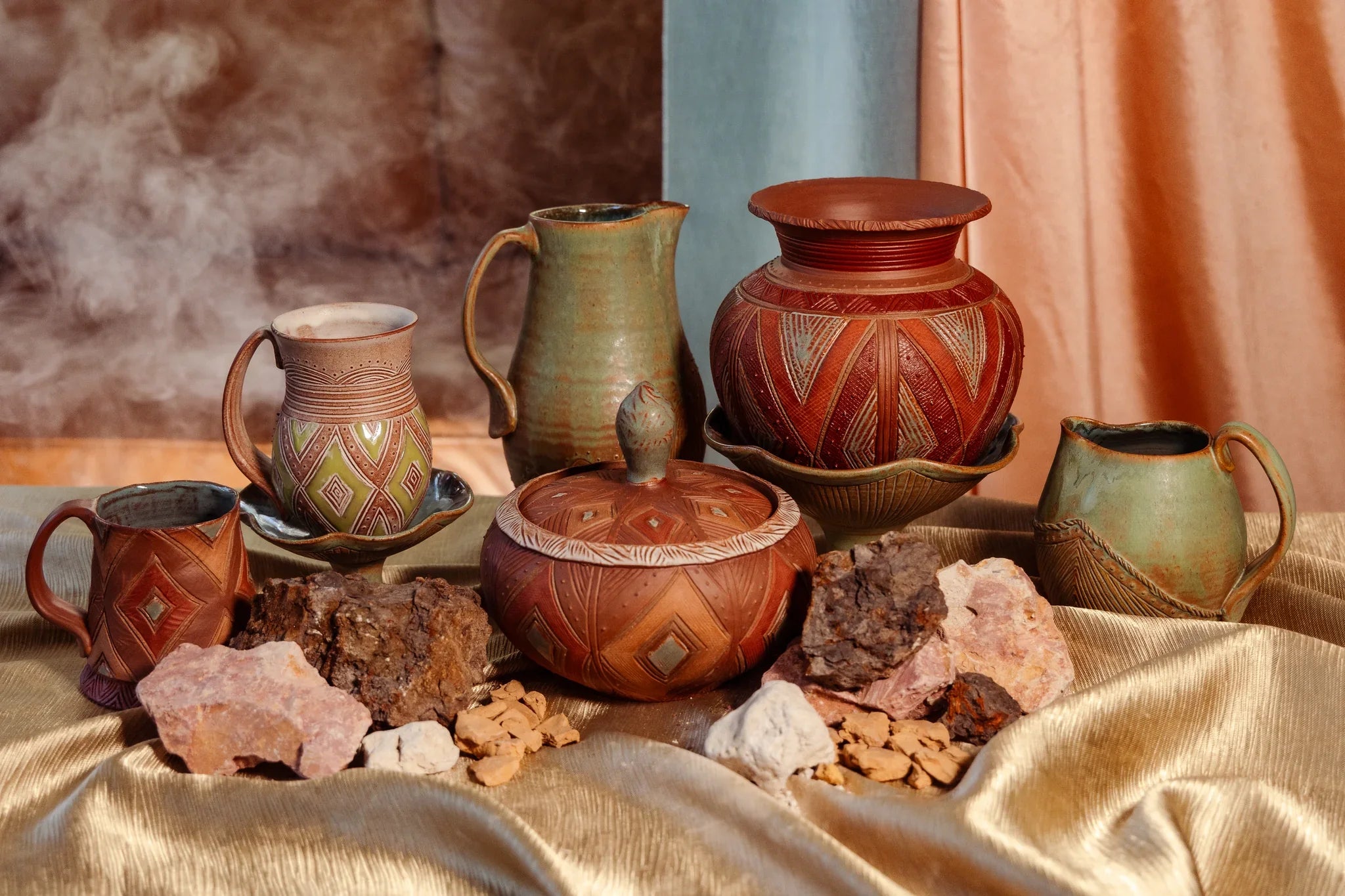 Ceramics & Earthenware
