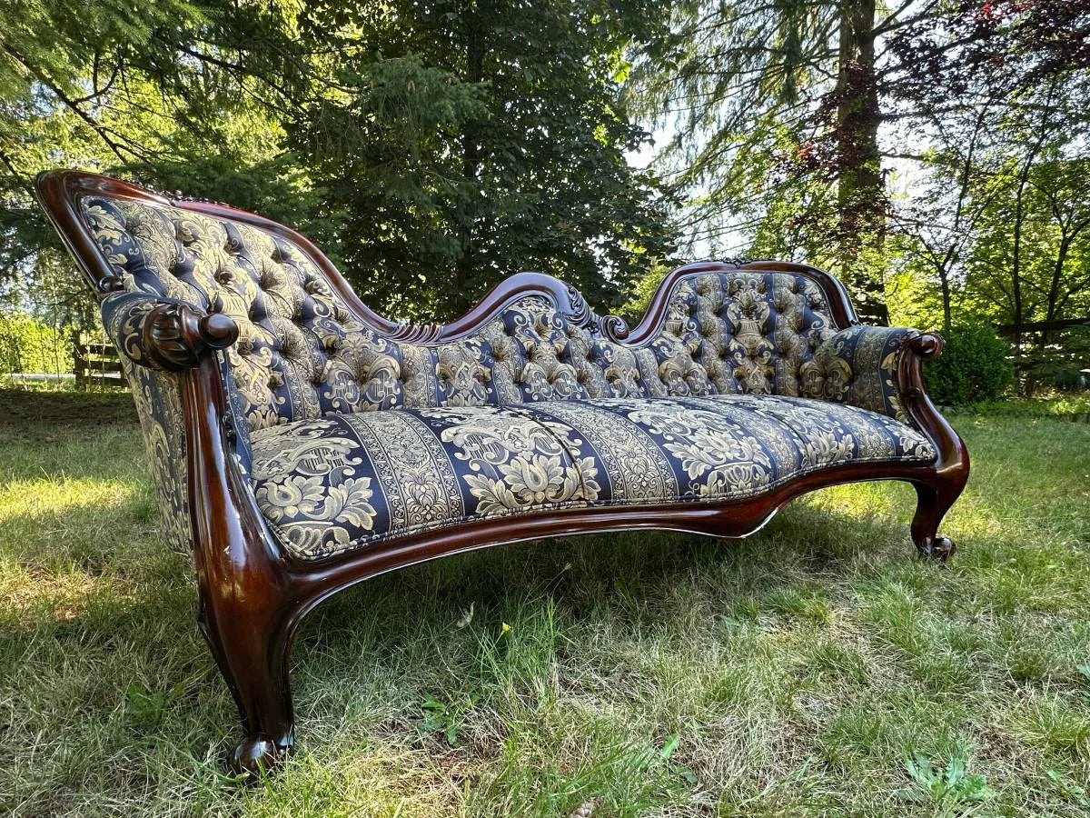 Walnut Sofa 1880